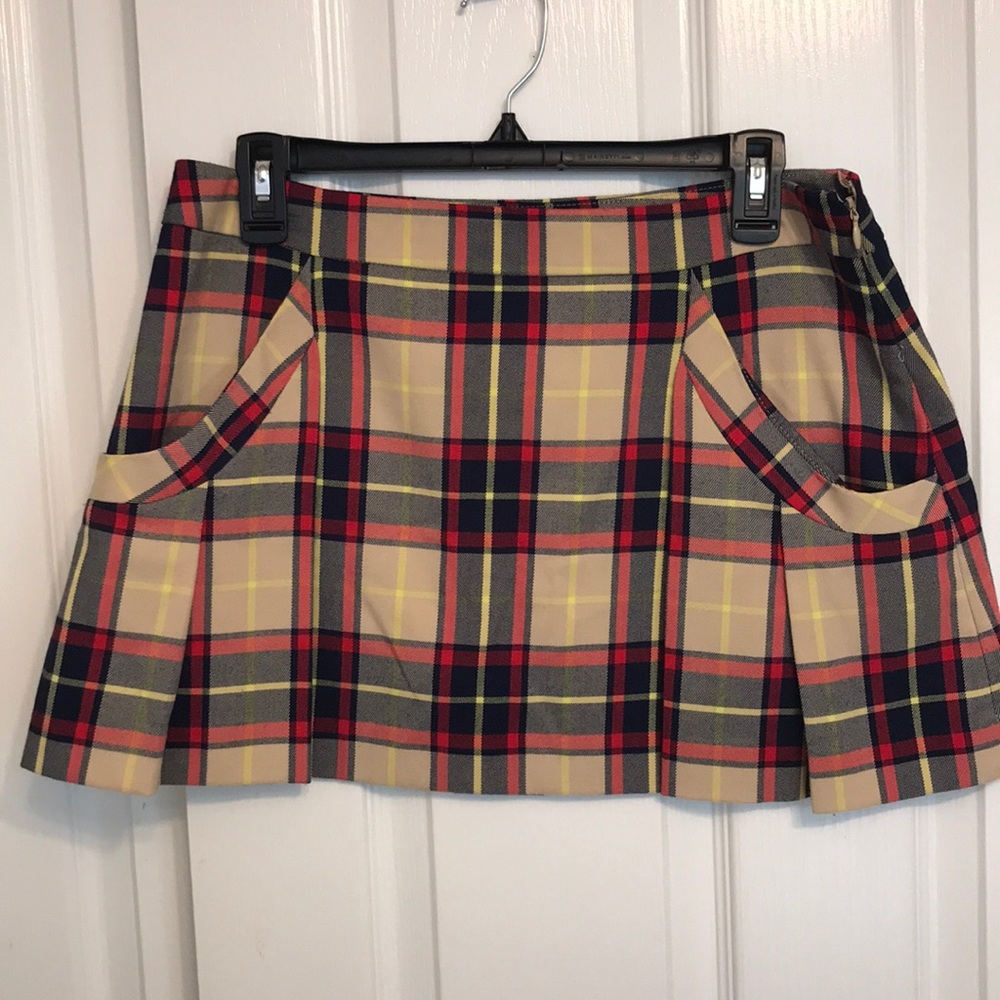 Plaid mini skirt